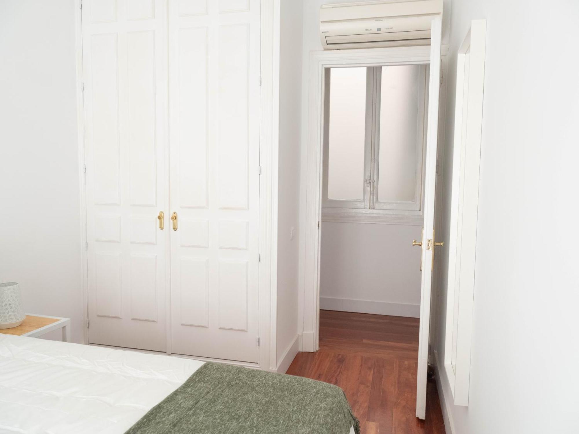 Slow Suites Sol Madrid Exterior photo